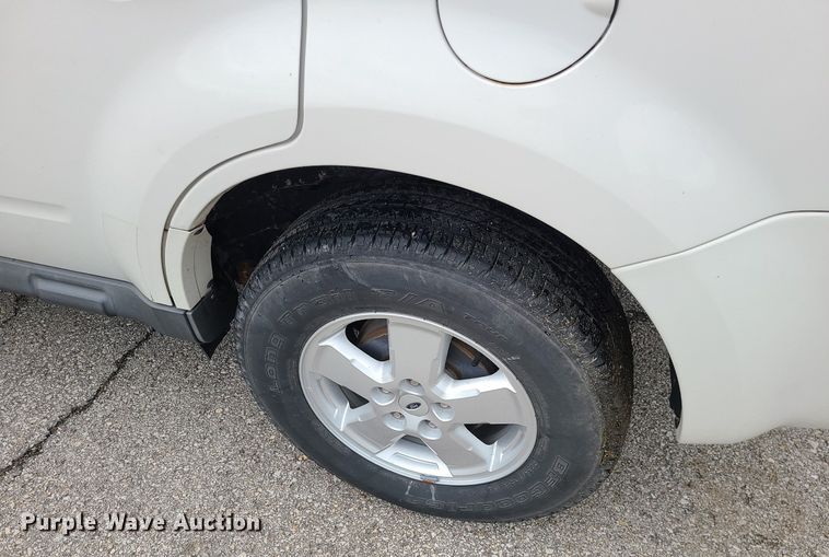 image for item DC6137 2009 Ford Escape  SUV