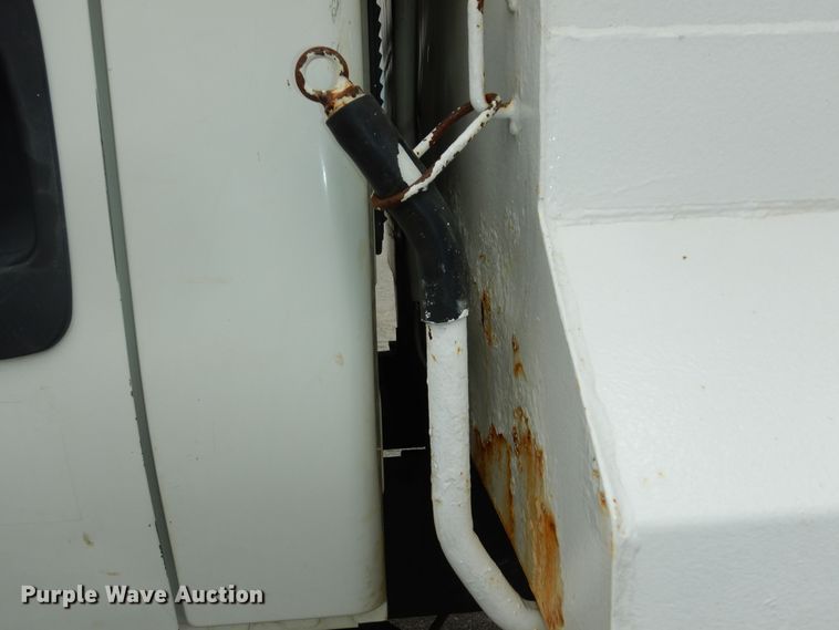 image for item DK1791 2005 International 4400  dump truck