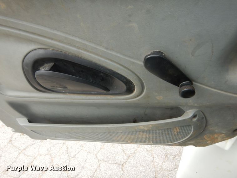 image for item DK1791 2005 International 4400  dump truck