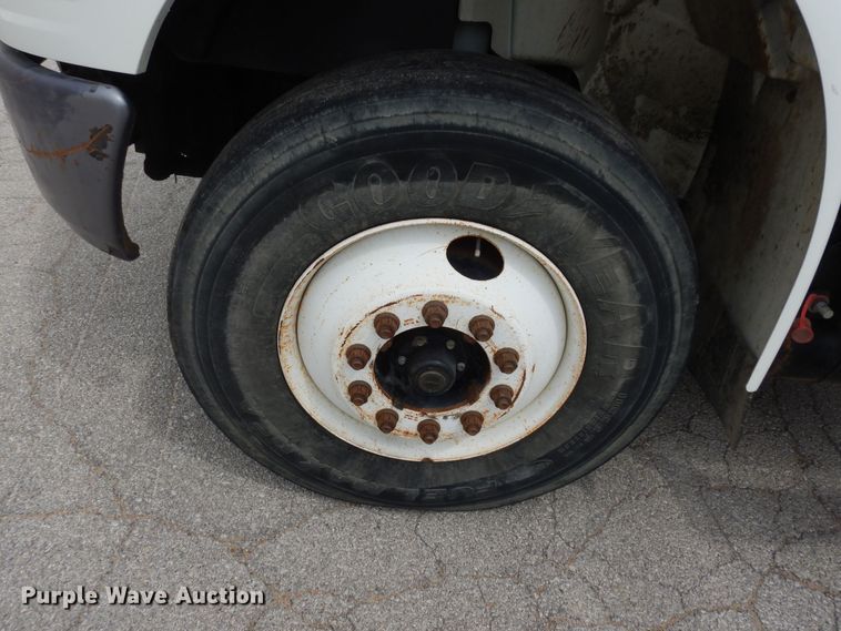 image for item DK1791 2005 International 4400  dump truck