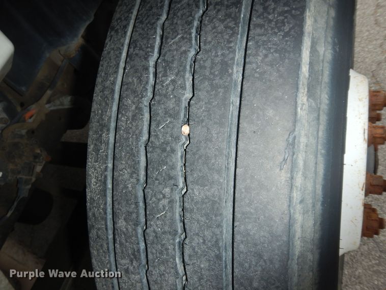 image for item DK1791 2005 International 4400  dump truck