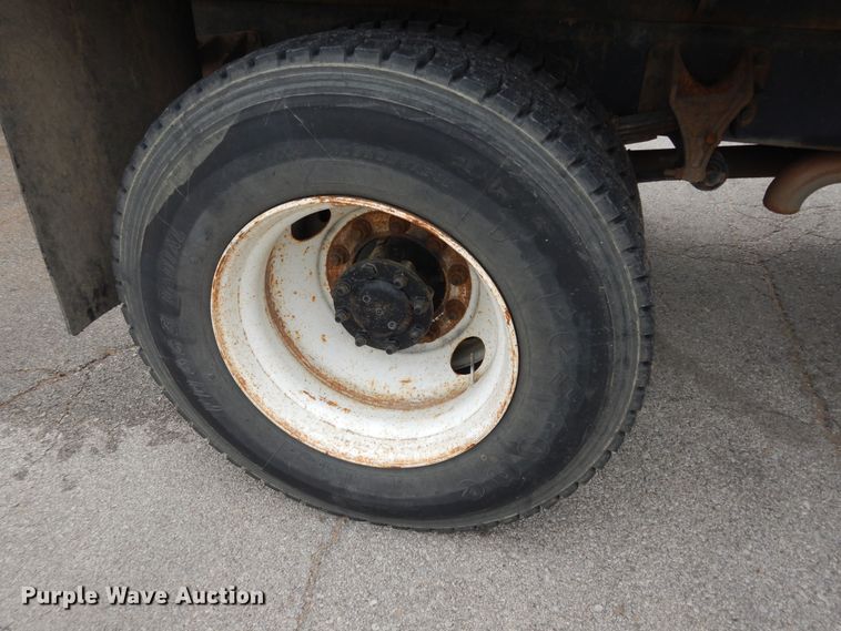 image for item DK1791 2005 International 4400  dump truck