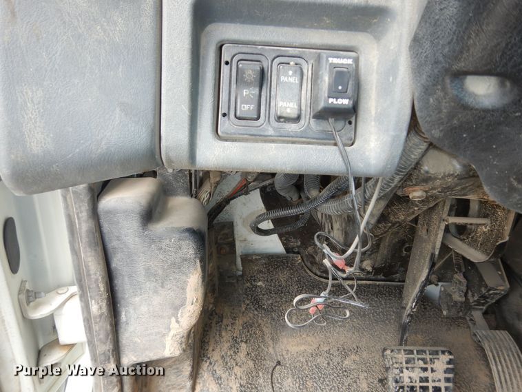 image for item DK1792 2005 International 4400  dump truck