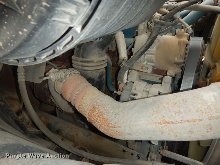 image for item DK1792 2005 International 4400  dump truck