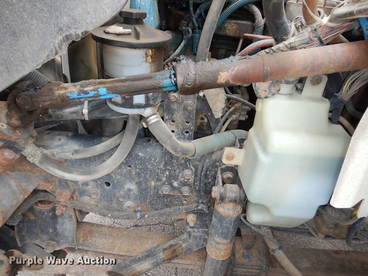 image for item DK1792 2005 International 4400  dump truck