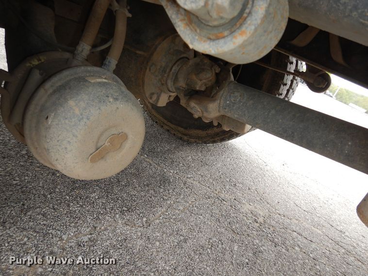 image for item DK1792 2005 International 4400  dump truck