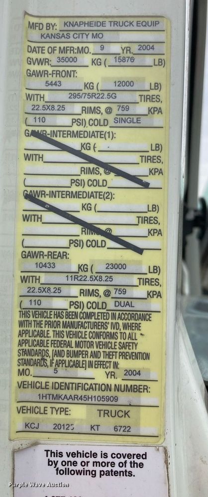 image for item DK1792 2005 International 4400  dump truck