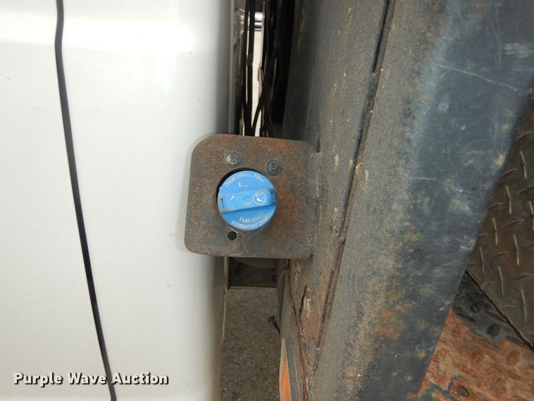 image for item DK1793 2012 Ford F450 Super Duty XL  SuperCab flatbed truck