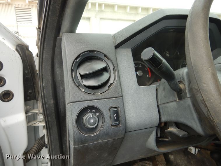 image for item DK1793 2012 Ford F450 Super Duty XL  SuperCab flatbed truck