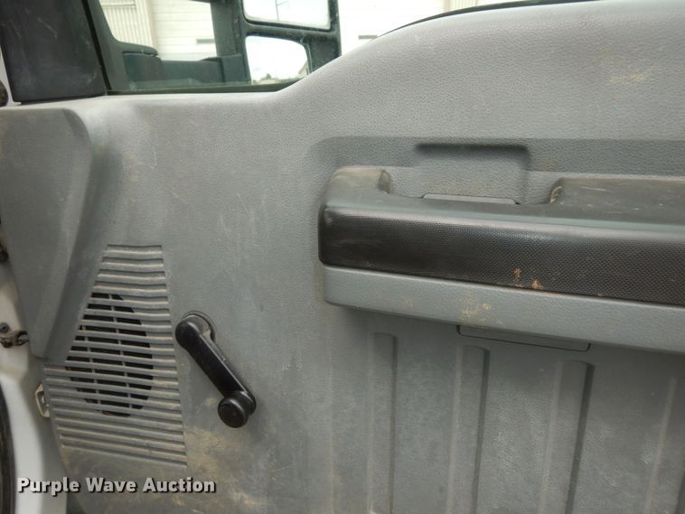 image for item DK1793 2012 Ford F450 Super Duty XL  SuperCab flatbed truck