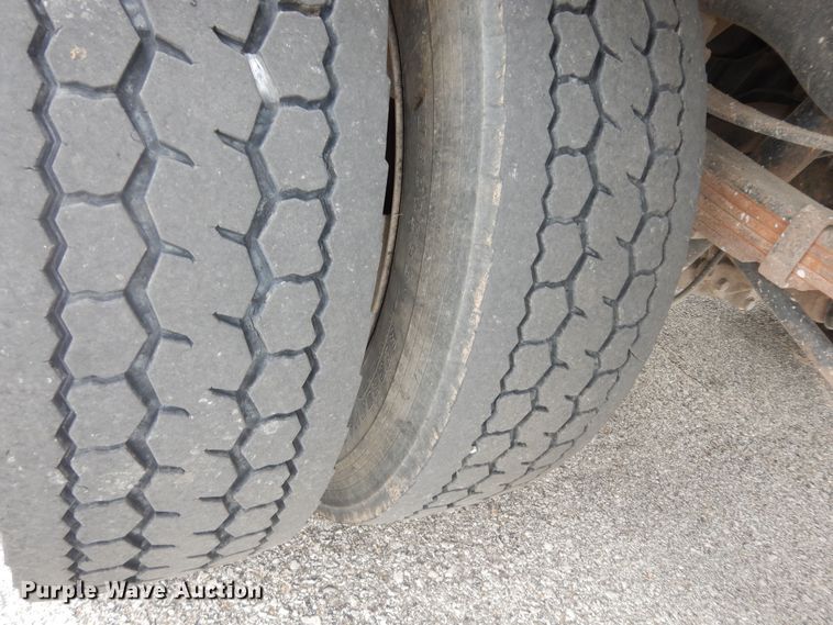 image for item DK1793 2012 Ford F450 Super Duty XL  SuperCab flatbed truck