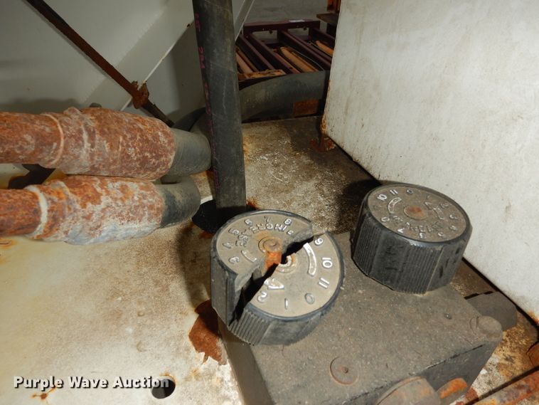 image for item DK1794 Monroe MV1208450  spreader