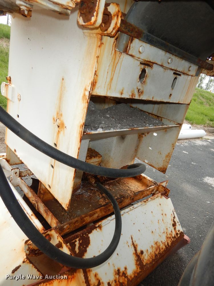 image for item DK1794 Monroe MV1208450  spreader