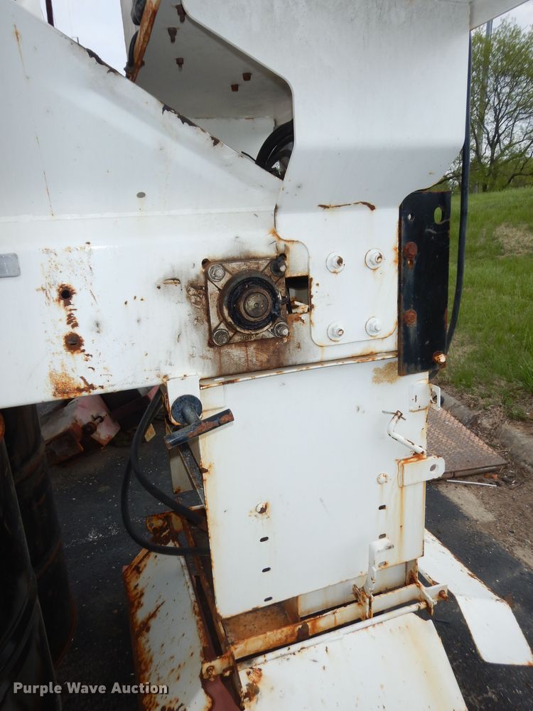 image for item DK1794 Monroe MV1208450  spreader