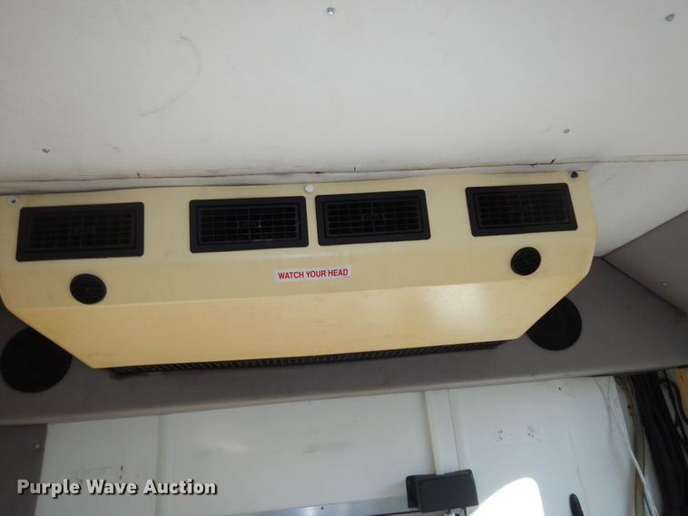 image for item DK1797 2015 Ford E450 Super Duty  shuttle bus