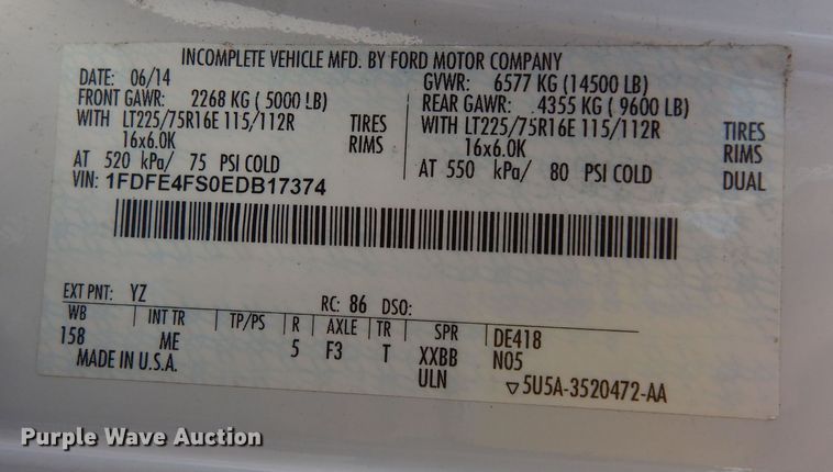 image for item DK1797 2015 Ford E450 Super Duty  shuttle bus