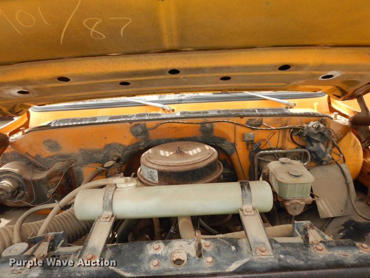 image for item DK1809 1988 Chevrolet C50 Custom Deluxe  winch truck