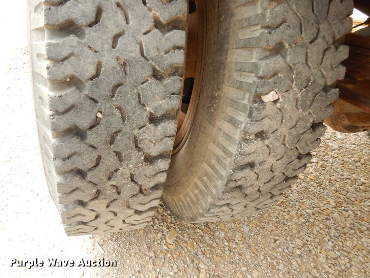 image for item DK1809 1988 Chevrolet C50 Custom Deluxe  winch truck