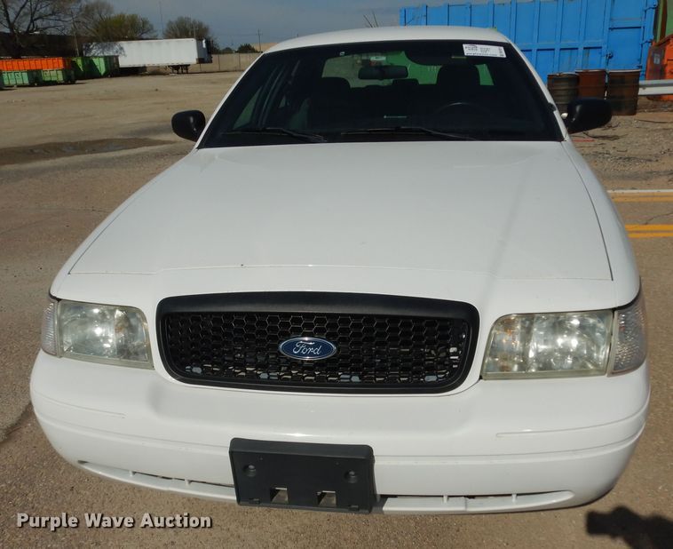 image for item DK1811 2010 Ford Crown Victoria Police Interceptor