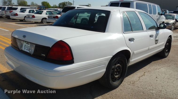 image for item DK1811 2010 Ford Crown Victoria Police Interceptor