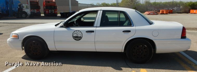 image for item DK1811 2010 Ford Crown Victoria Police Interceptor