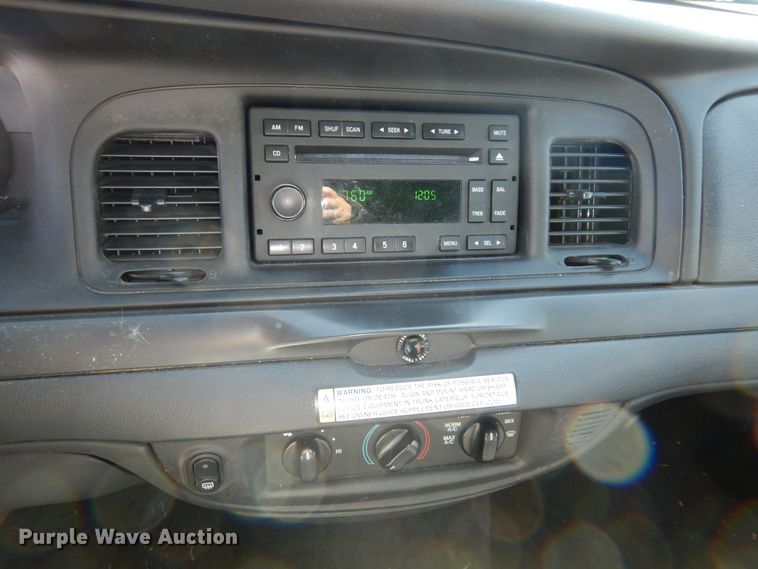 image for item DK1811 2010 Ford Crown Victoria Police Interceptor