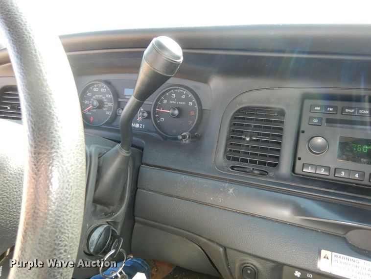 image for item DK1811 2010 Ford Crown Victoria Police Interceptor