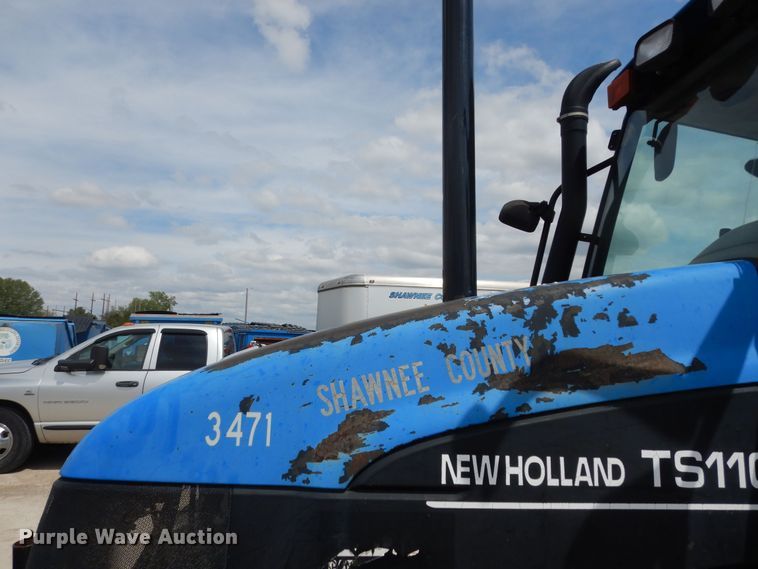 image for item DK1819 2001 New Holland TS110  MFWD tractor