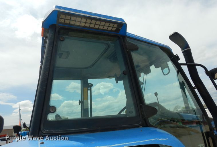 image for item DK1819 2001 New Holland TS110  MFWD tractor