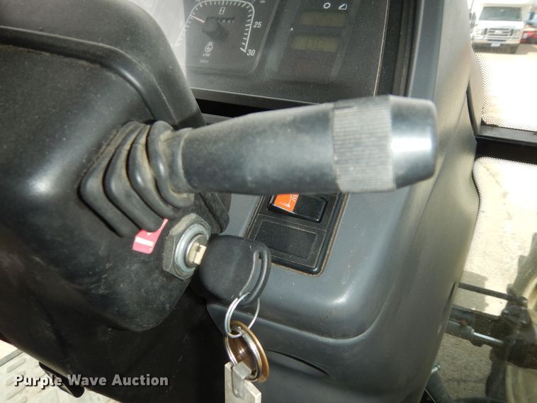 image for item DK1819 2001 New Holland TS110  MFWD tractor