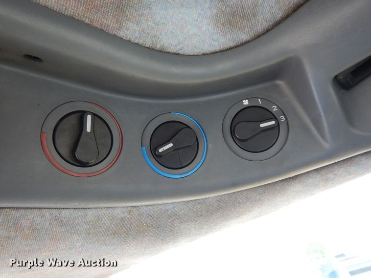 image for item DK1819 2001 New Holland TS110  MFWD tractor