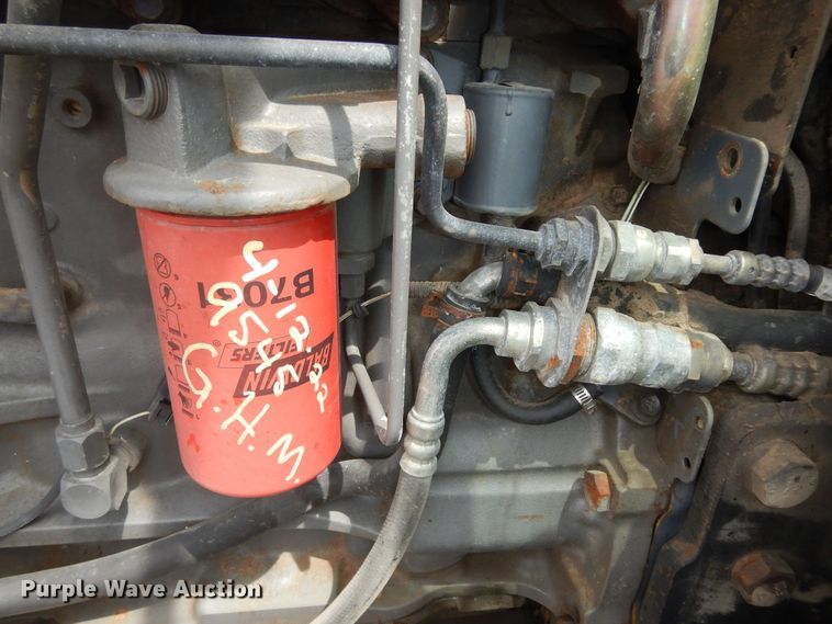 image for item DK1819 2001 New Holland TS110  MFWD tractor