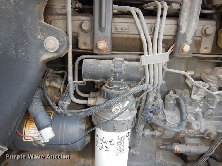 image for item DK1819 2001 New Holland TS110  MFWD tractor