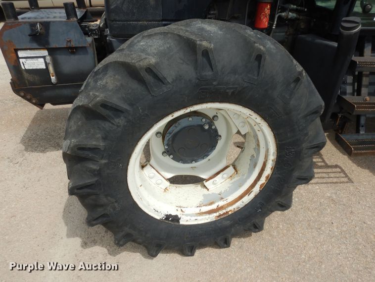 image for item DK1819 2001 New Holland TS110  MFWD tractor