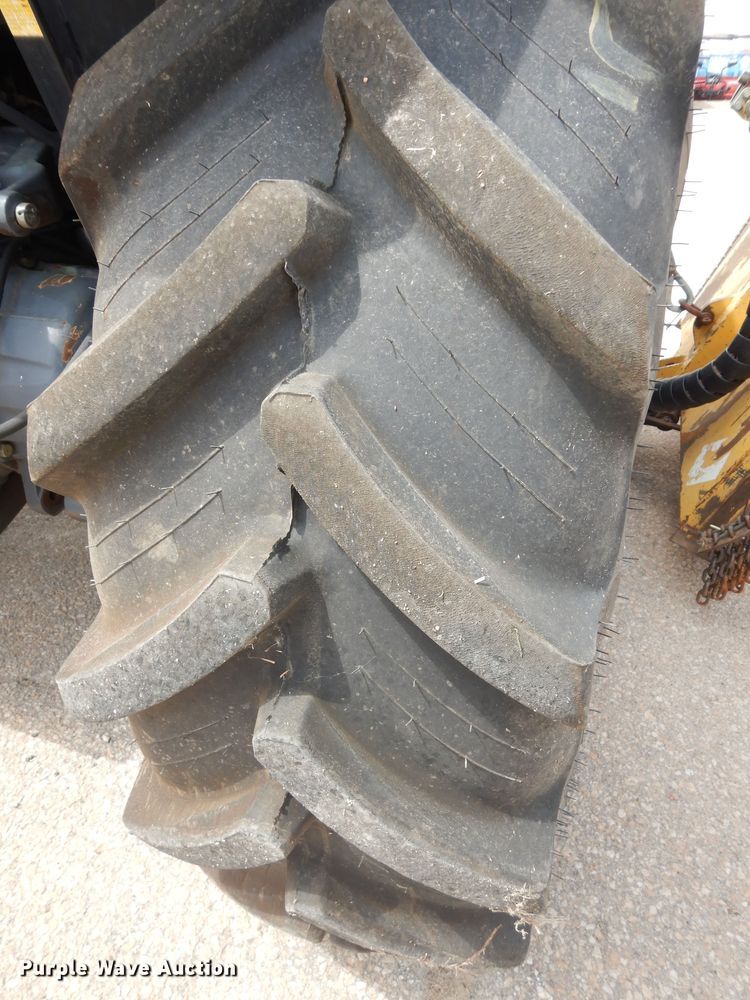 image for item DK1819 2001 New Holland TS110  MFWD tractor