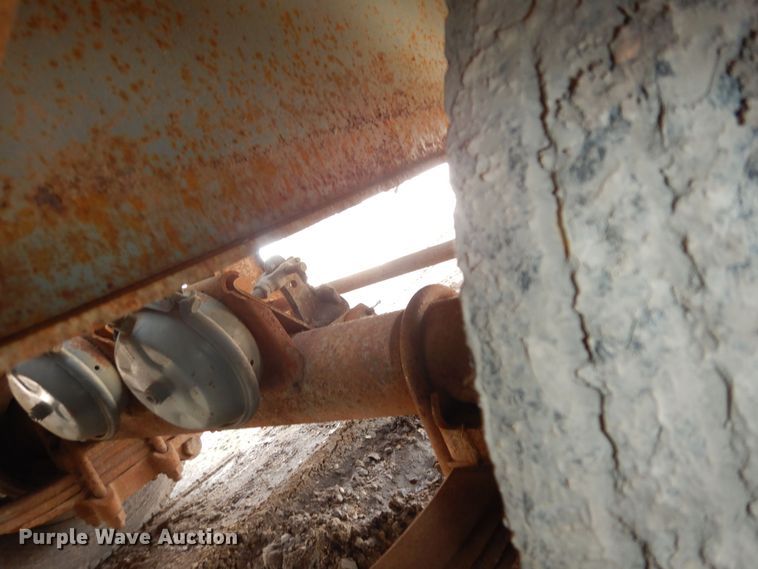 image for item DK1821 1996 Interstate 40DLA  equipment trailer