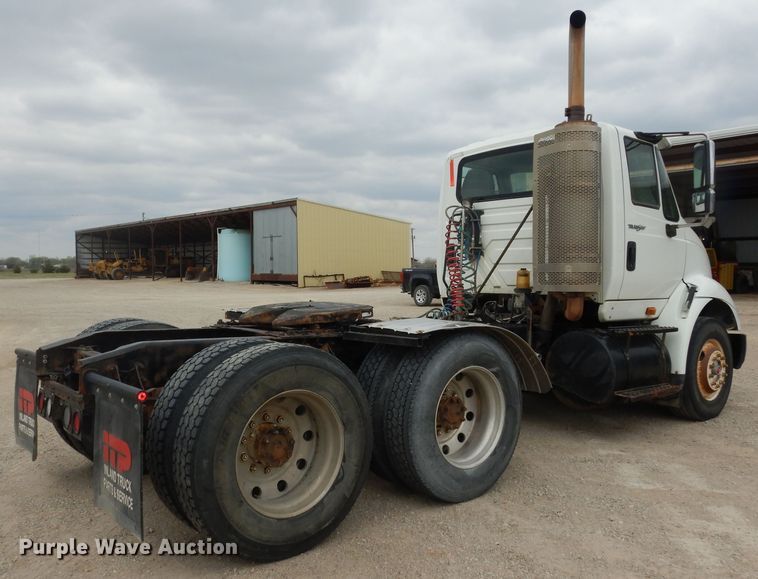 image for item DK1824 2008 International TranStar 8600  semi truck