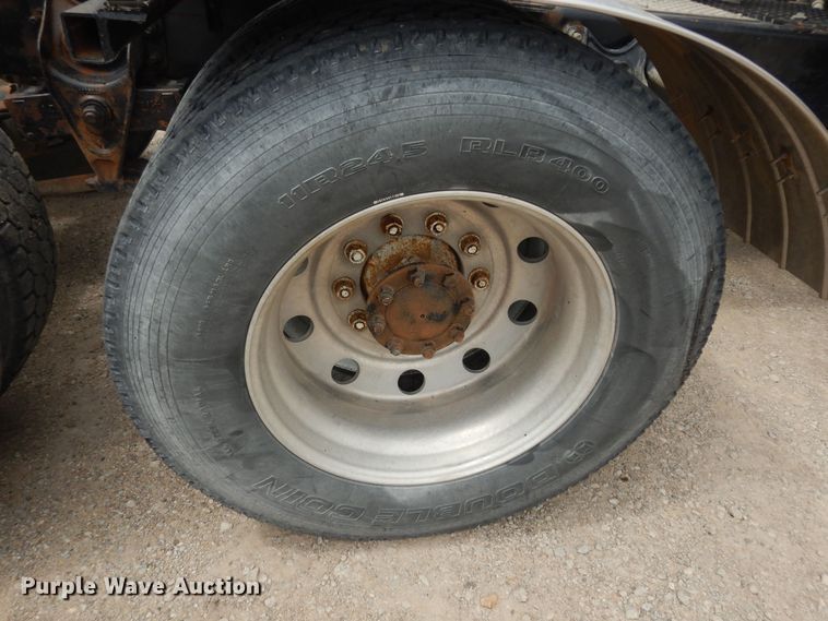 image for item DK1824 2008 International TranStar 8600  semi truck