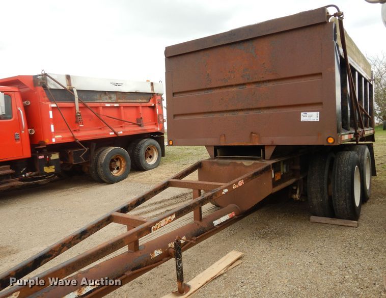 image for item DK1828 2009 Neville FL13  end dump pup trailer