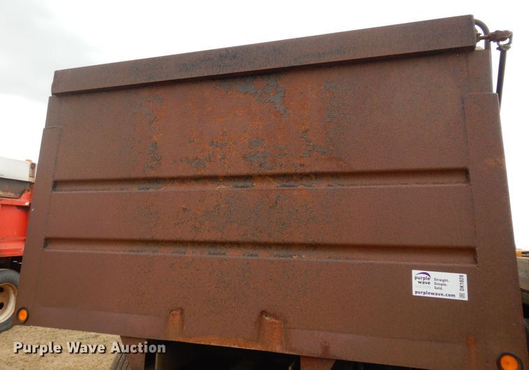 image for item DK1828 2009 Neville FL13  end dump pup trailer