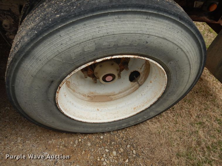 image for item DK1828 2009 Neville FL13  end dump pup trailer