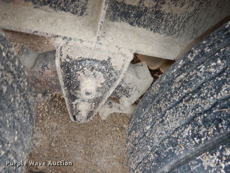 image for item DK1828 2009 Neville FL13  end dump pup trailer