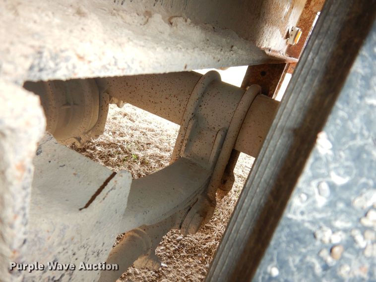 image for item DK1828 2009 Neville FL13  end dump pup trailer