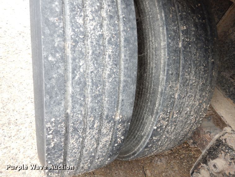 image for item DK1828 2009 Neville FL13  end dump pup trailer