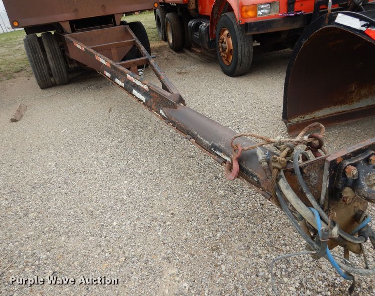 image for item DK1830 2009 Neville FL13  end dump pup trailer