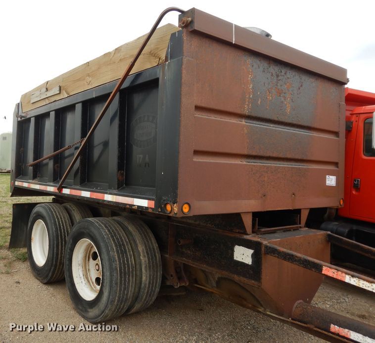 image for item DK1830 2009 Neville FL13  end dump pup trailer