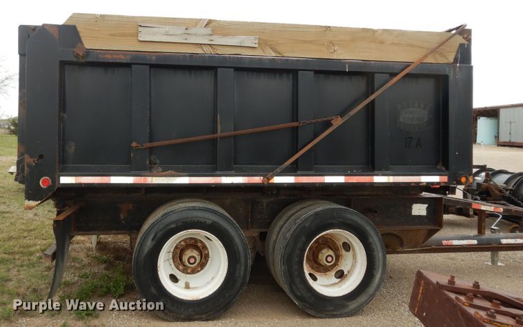 image for item DK1830 2009 Neville FL13  end dump pup trailer