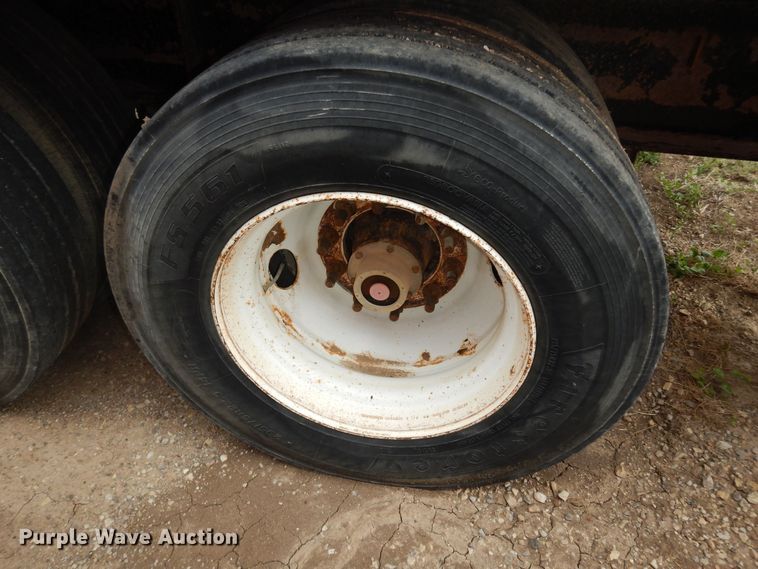 image for item DK1830 2009 Neville FL13  end dump pup trailer