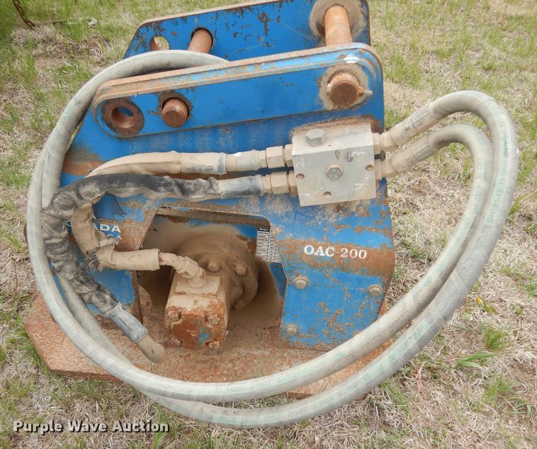 image for item DK1834 Okada OAC200  plate compactor