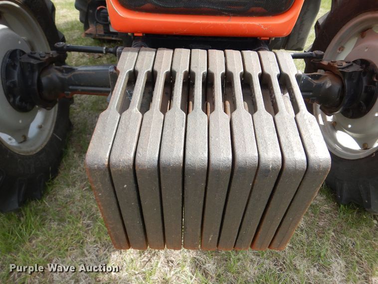 image for item DK1840 2005 AGCO RT100  MFWD tractor